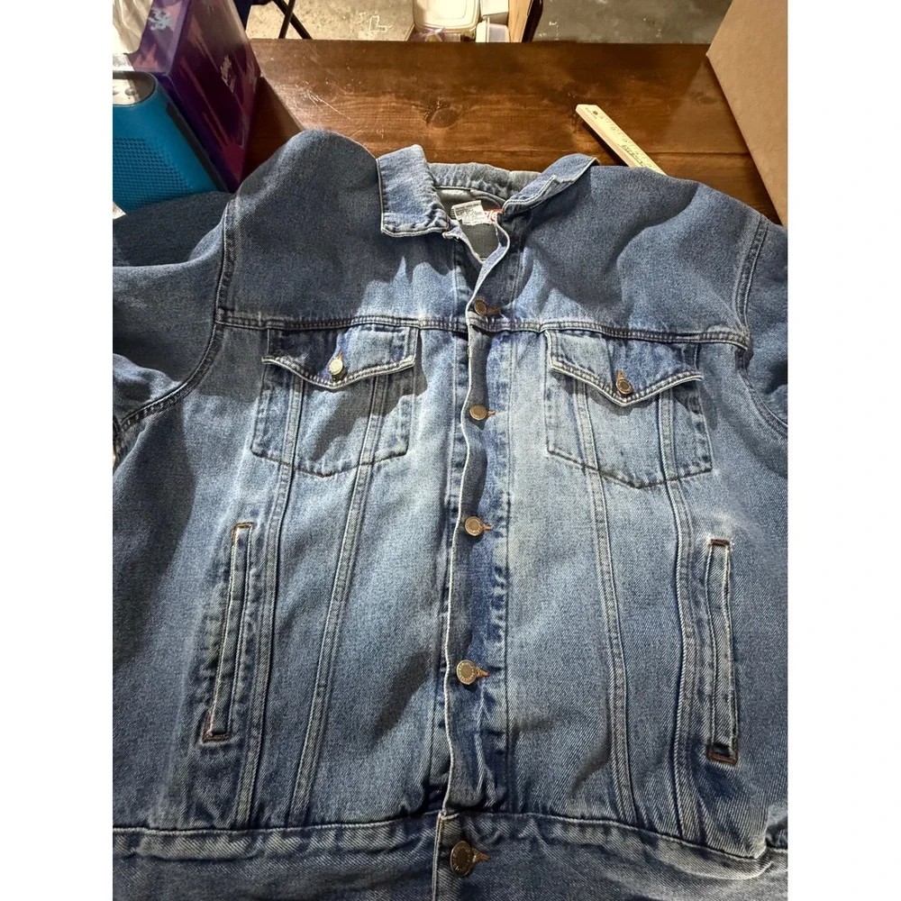 Wrangler Hero‎ Mens Blue Denim Trucker Jacket Medium Wash Cotton XL 21154